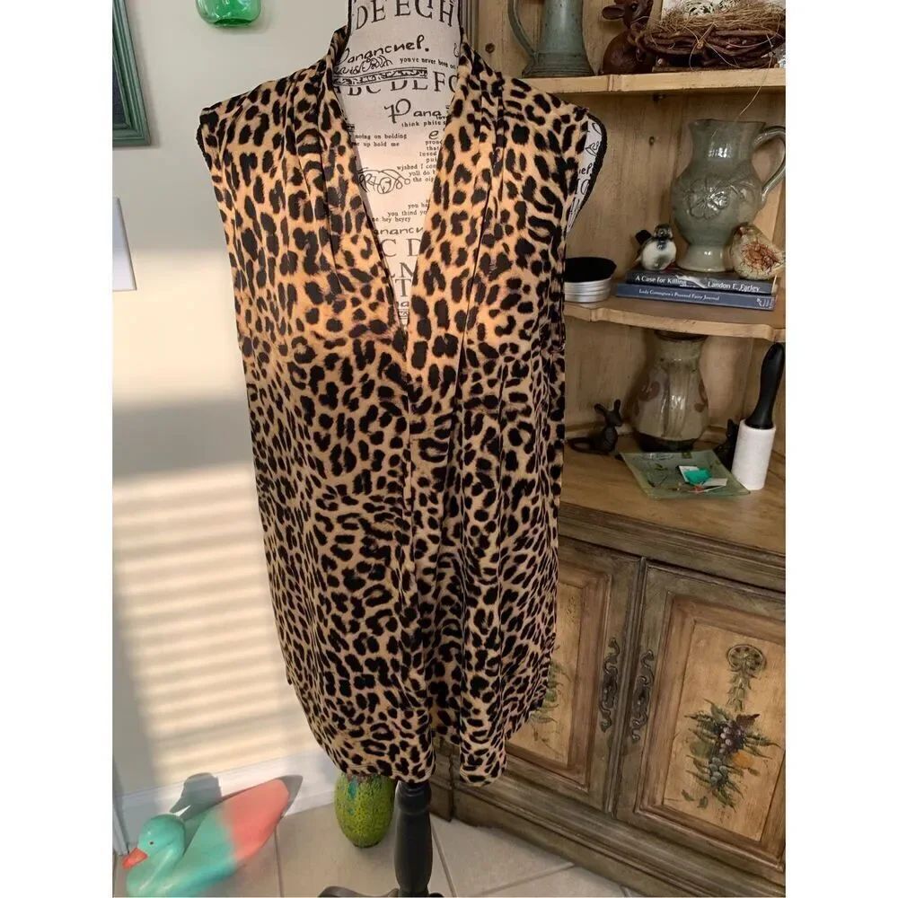 Cheetah Print Sleeveless Blouse